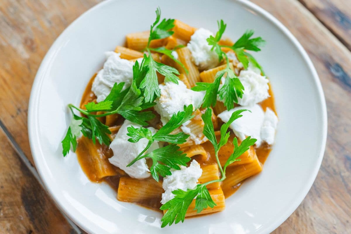 Rigatoni and Vodka Sauce