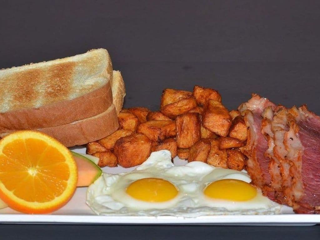 Oeufs Montrealer / Montrealer Eggs