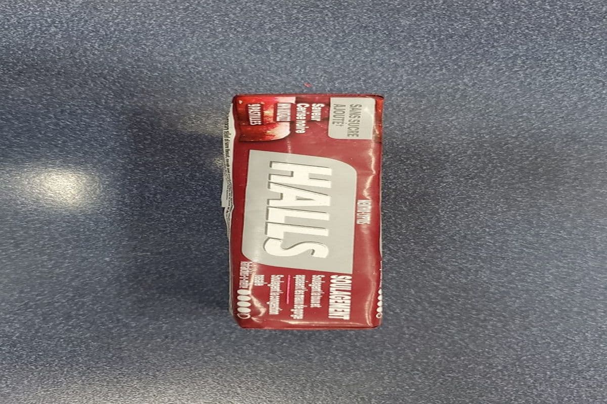 Halls Cherry