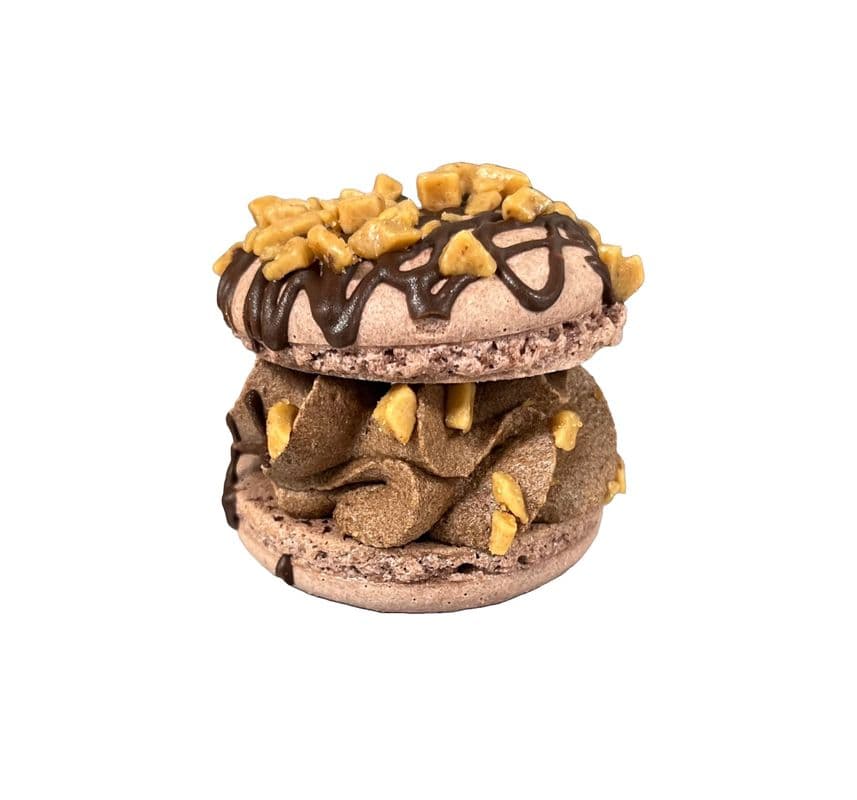 Chocolate Skor Bits Macaron
