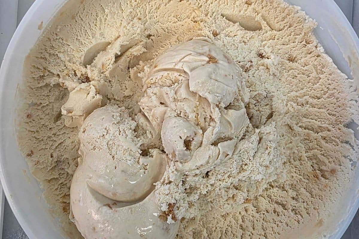 Ice Cream - MAPLE WALNUT