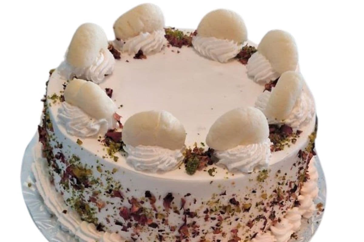 Rasmalai Cake 6" Round with Eggs.