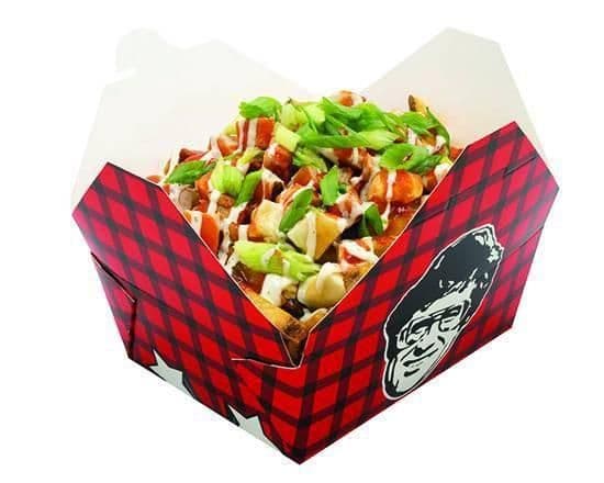 Buffalo Grilled Chicken Poutine