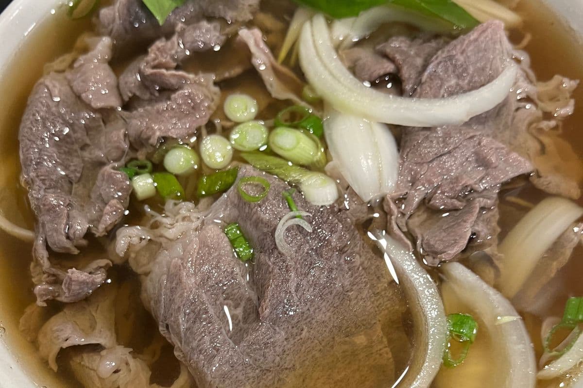 S2. Medium Rare Beef Noodle Soup