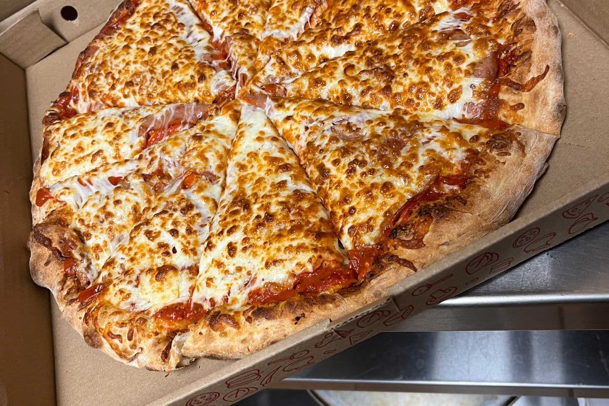 > 1 X Base / Basic 14" pizza