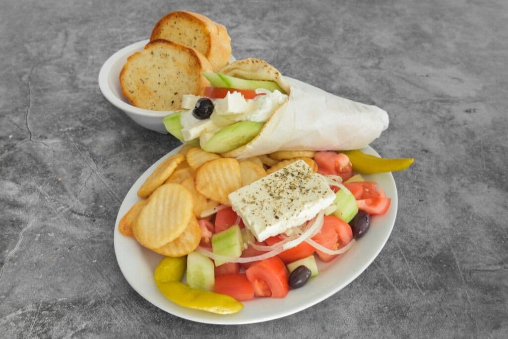 Plat d'un pita végétarien (1 mc) / Vegetarian Dish with One Pita (1 pc)