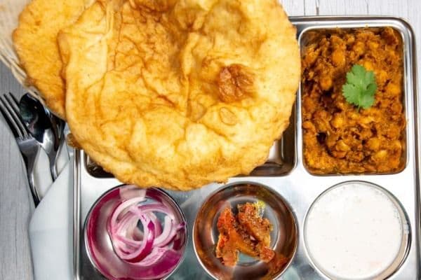 Chana Bhatura