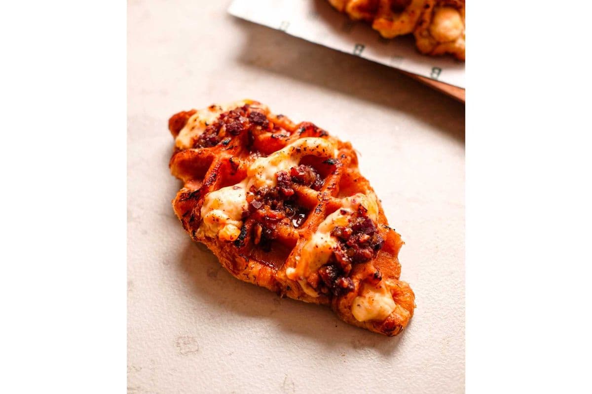 Maple Bacon Cheese CROFFLE