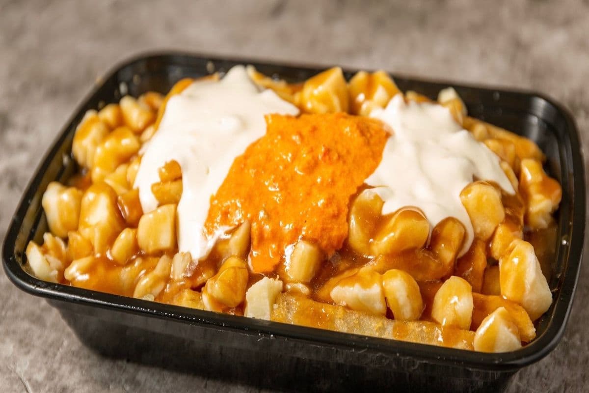 Spicy Large Poutine