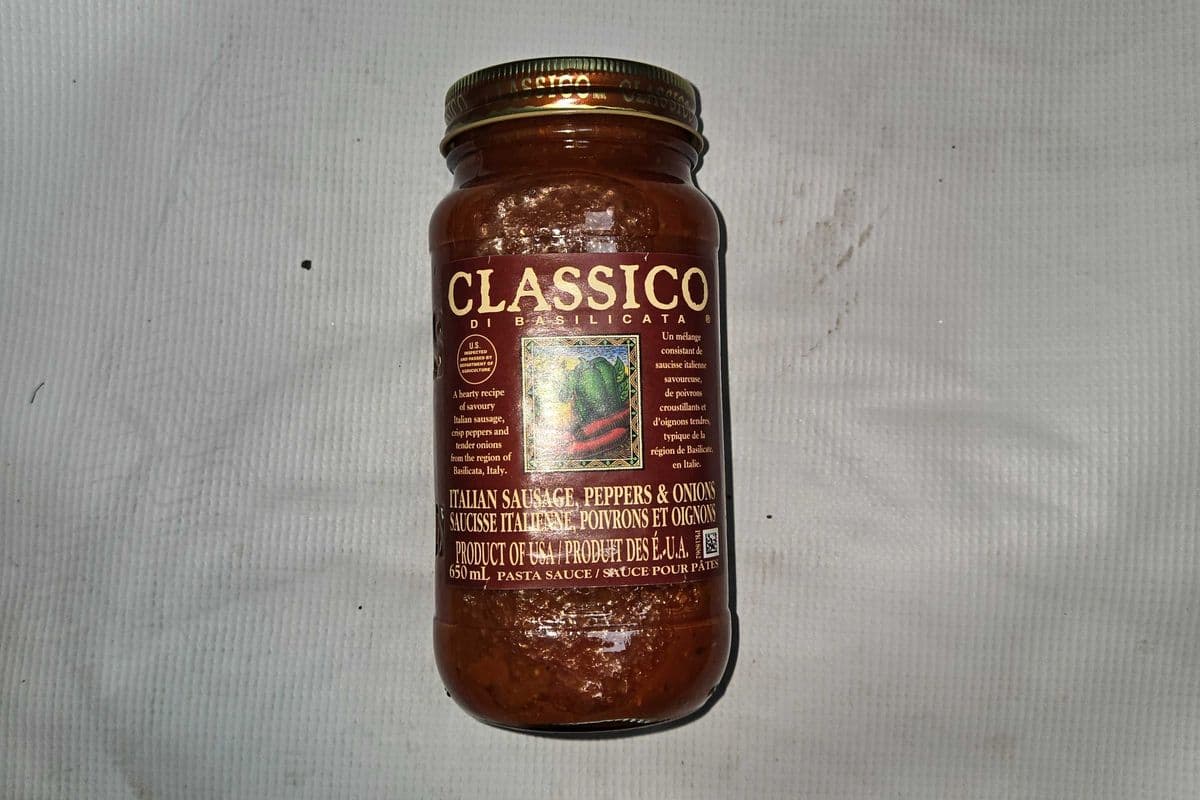 CLASSICO SAUCISSE ITALIENNE, POIVRONS ET OIGNON (650 ML)
