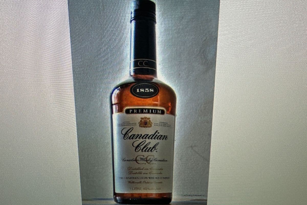 Canadian Club Premium (1 x 750 ml)