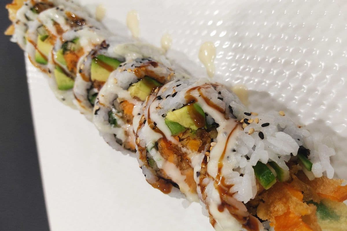 Veggie Tempura Roll (8pcs)