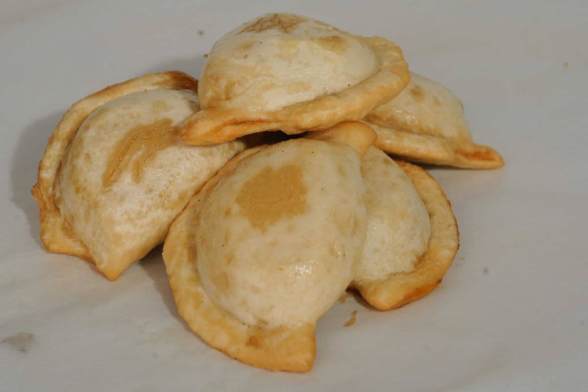 Perogies (6 pc)