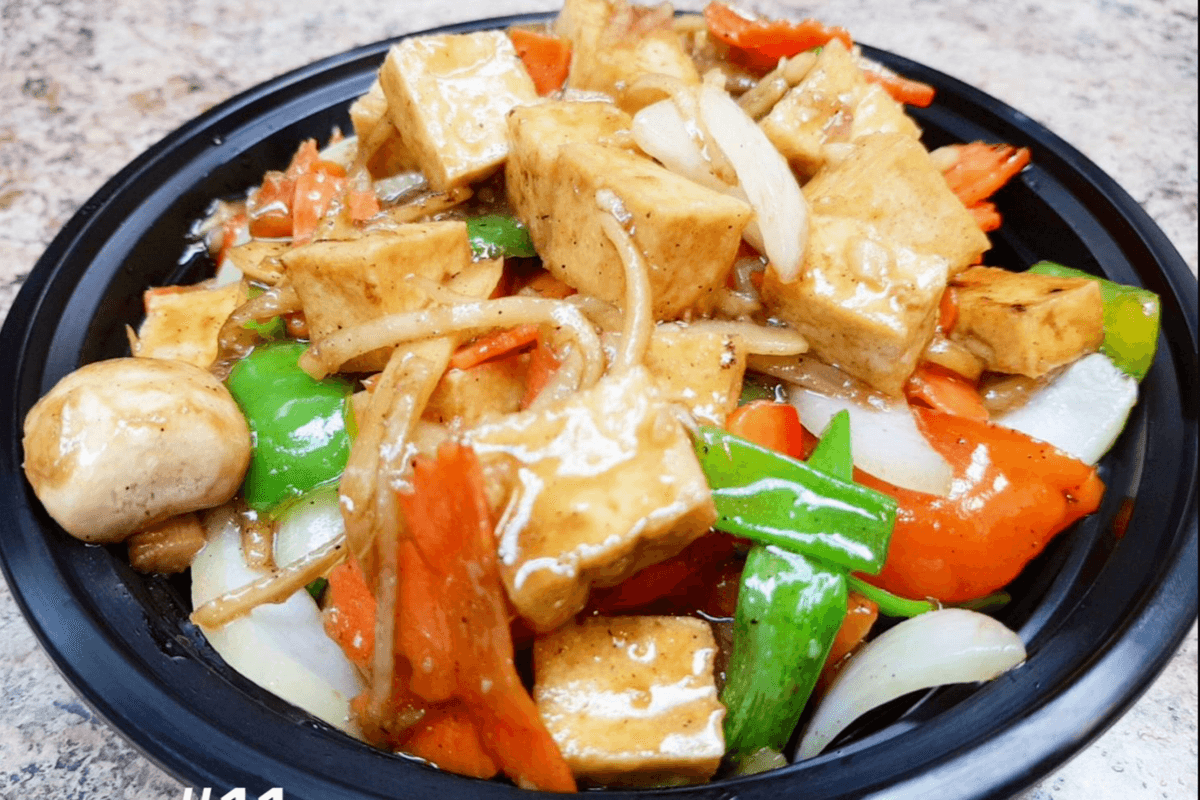 11. Pad Khing (Ginger Sauce)