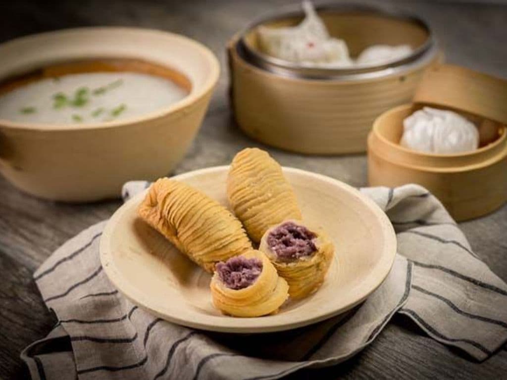 Taro Puff with Almonds(6)/391