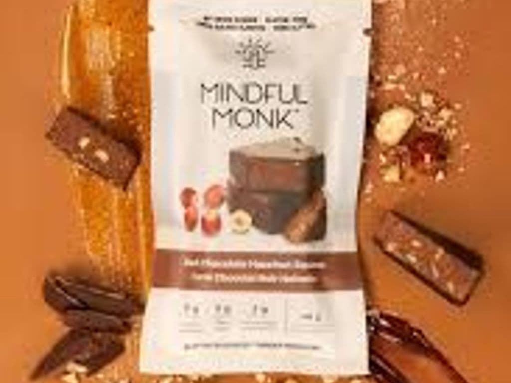 MINDFUL MONK DARK CHOCOLATE HAZELNUT SQUARES 46G