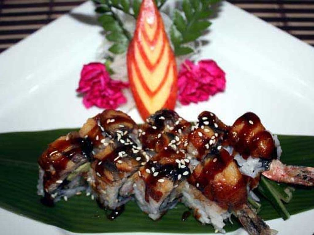 Black Dragon Roll (8pcs)