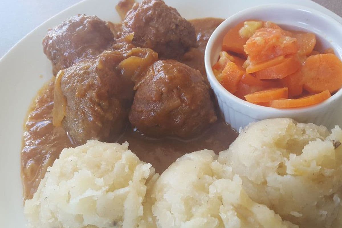 Aunt Lil's Cabbage Balls