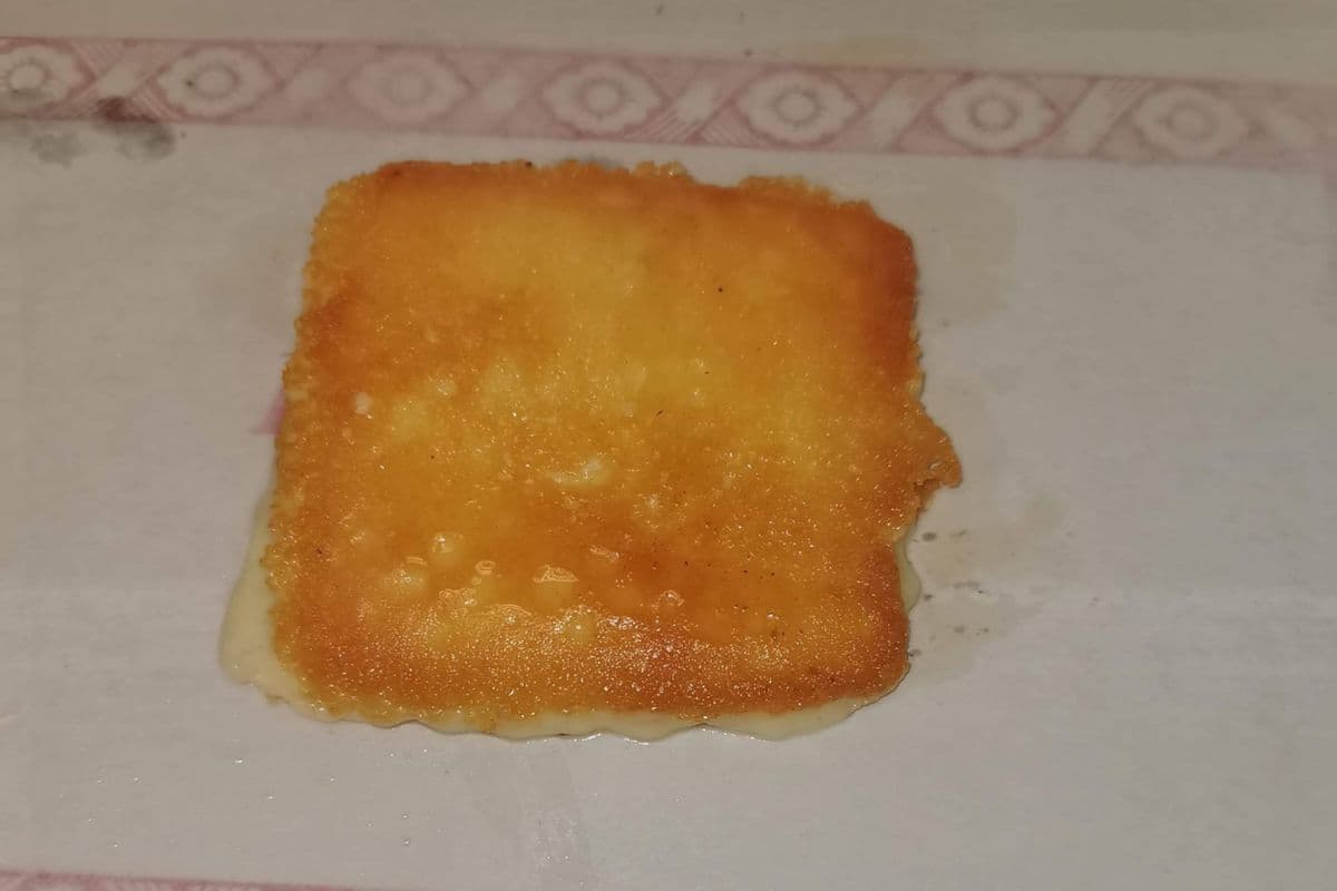 Fromage fondu sur plaque / Melted Cheese on Plate
