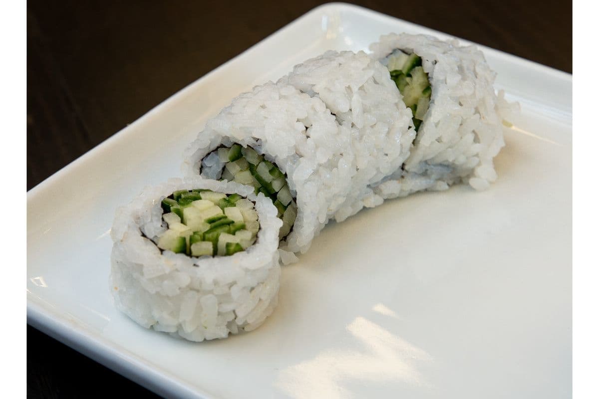 Cucumber Rolls (8 pcs) (Veg)