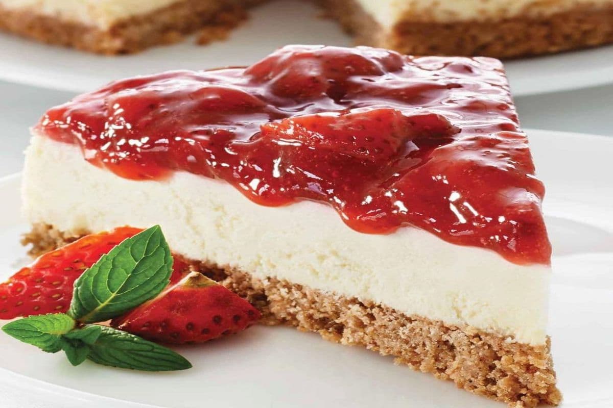 Red Velvet Cheesecake (One Slice)