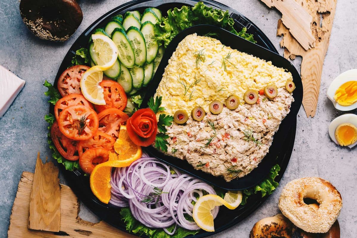 White Tuna and Egg Platter