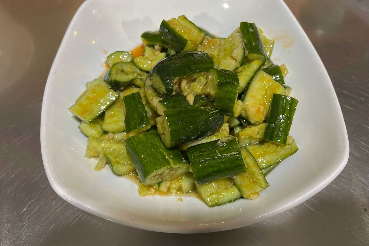 A5. Spicy Garlic Cucumber (麻辣拍黄瓜)