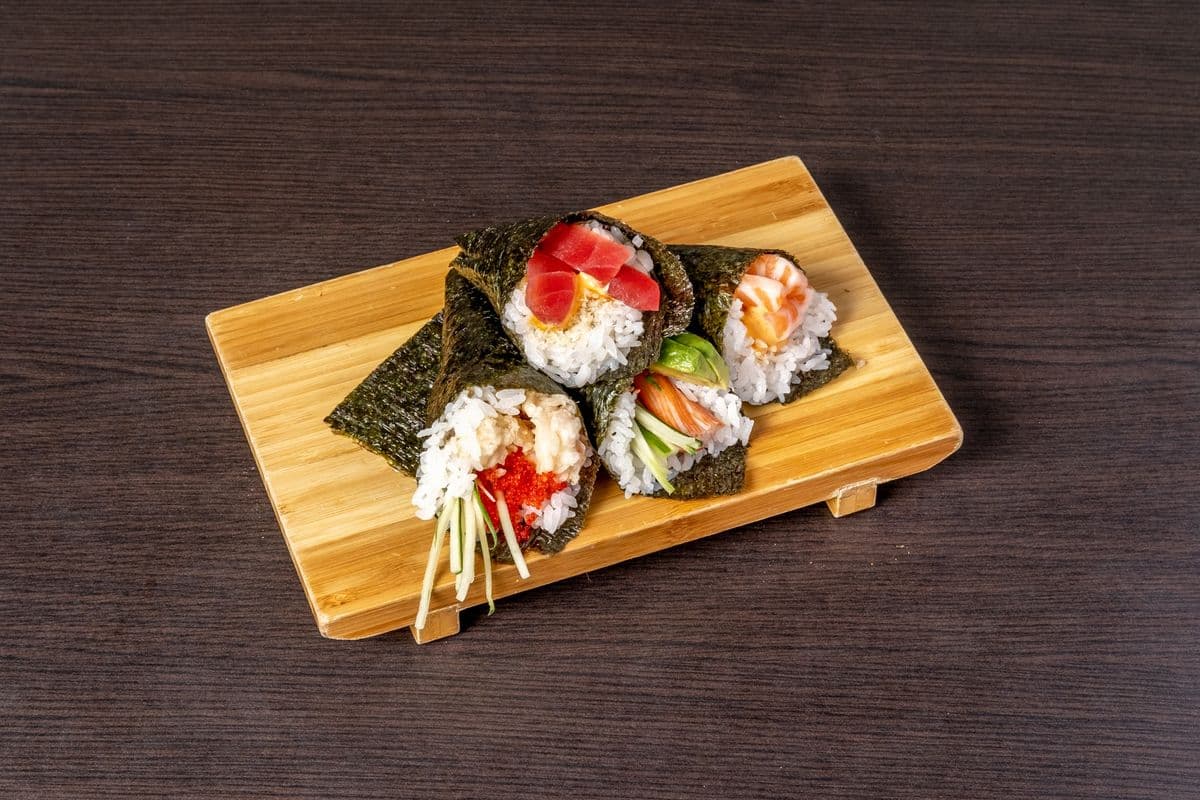 S10A. Hand Roll Set (4 pcs)