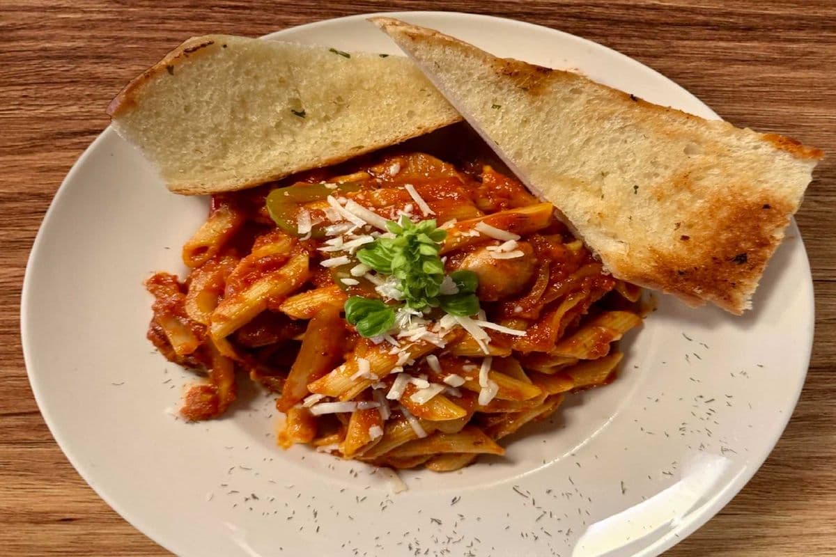 PENNE SALSICCIA