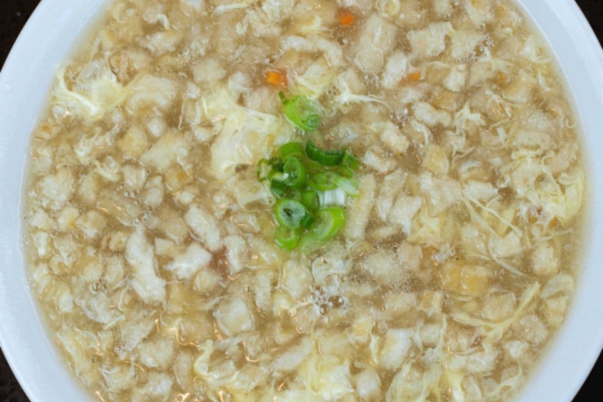 104. Crab Meat Chowder with Fish Maw 蟹肉魚肚羹
