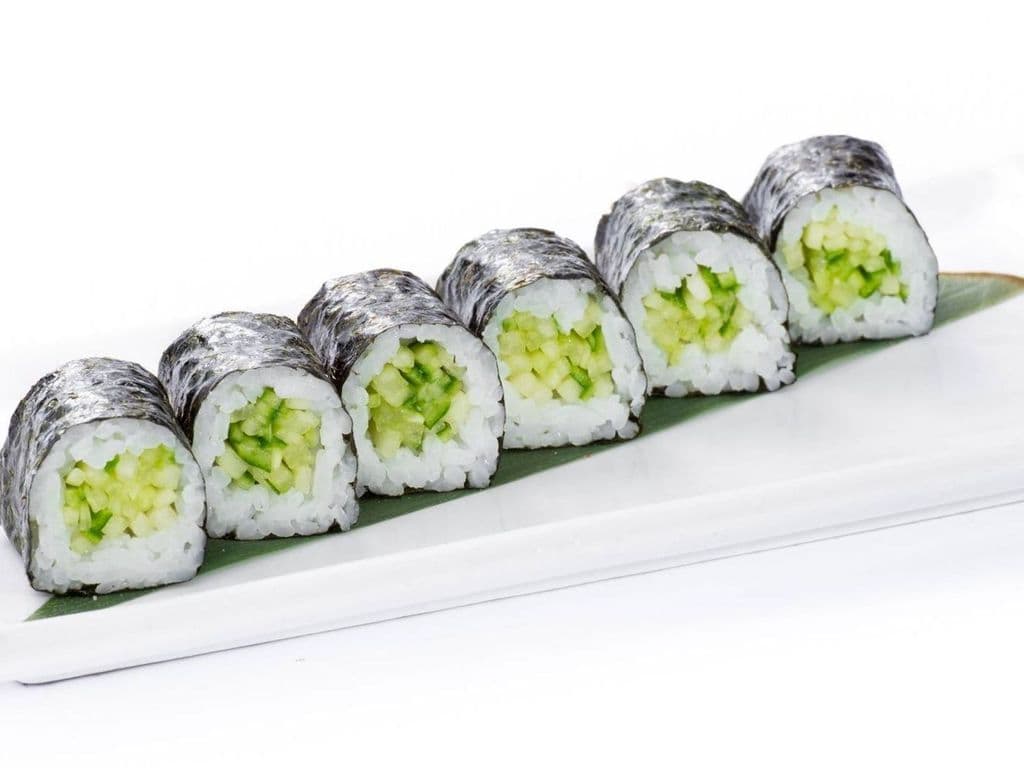 VM03 Cucumber Roll (6 pcs)