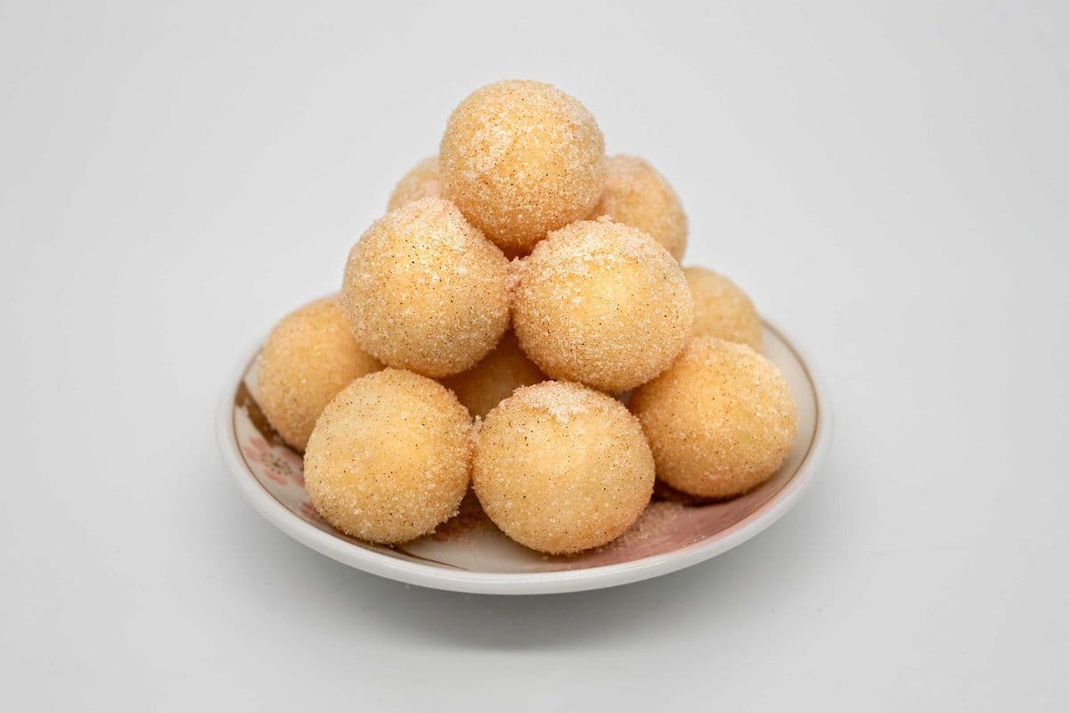 Cinnamon Sugar Balls (10 pcs)