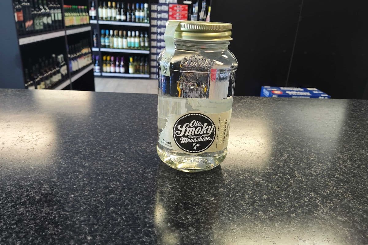 Ole Smoky- Original (1 x 750 ml Mason Jar)