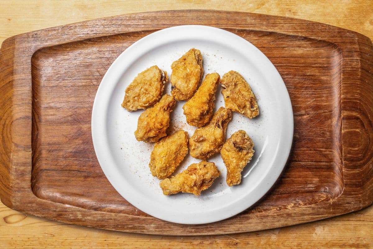 5. Chicken Wings (9 pcs)