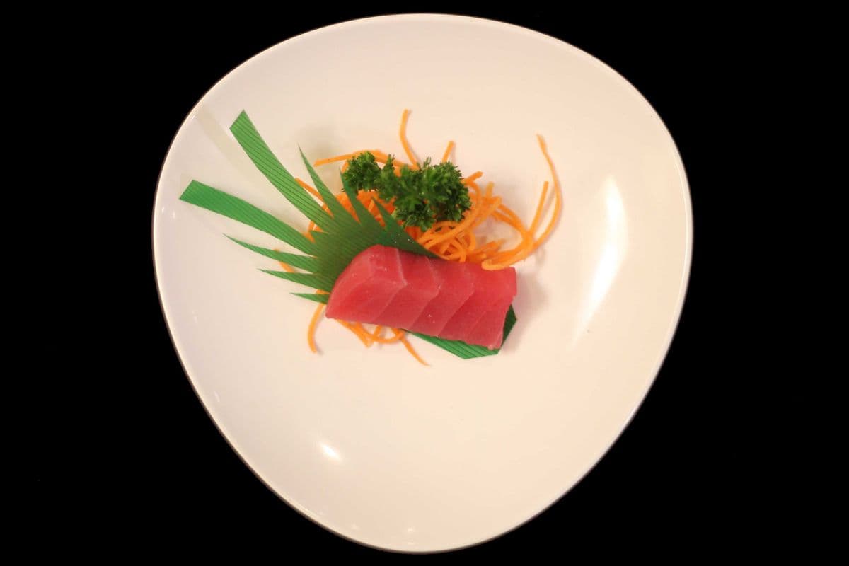 Maguro Sashimi (4 pcs)