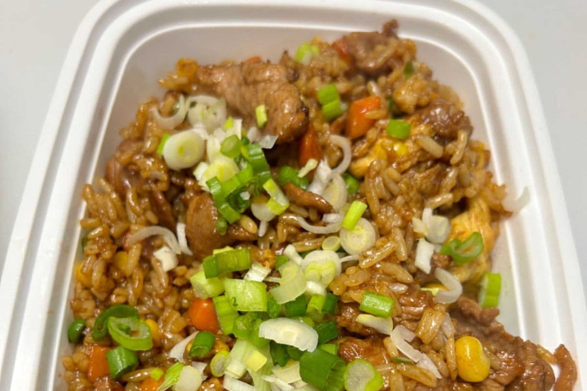 FR2. Pineapple Style Fried Rice 菠萝炒饭
