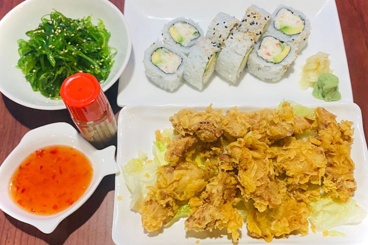 Deep-Fried Boneless Chicken Combo Set 2