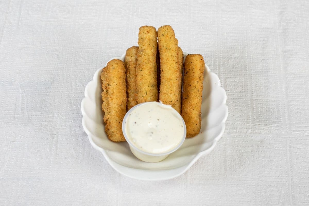 Mozzarella Sticks (5 pieces)