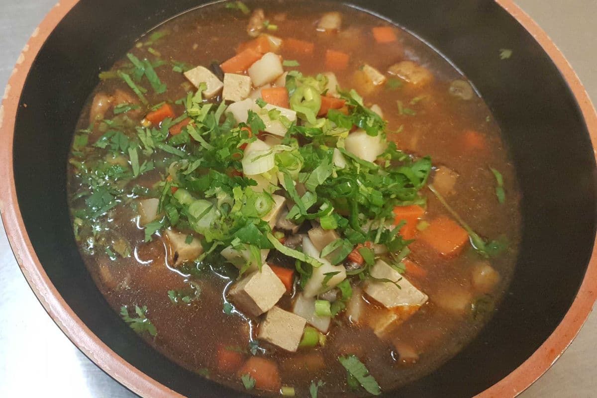 1106. Hand-Pulled Ramen with Hot and Sour Pork Sauce