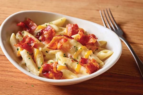 Side of 4-Cheese Mac and Cheese with Bacon