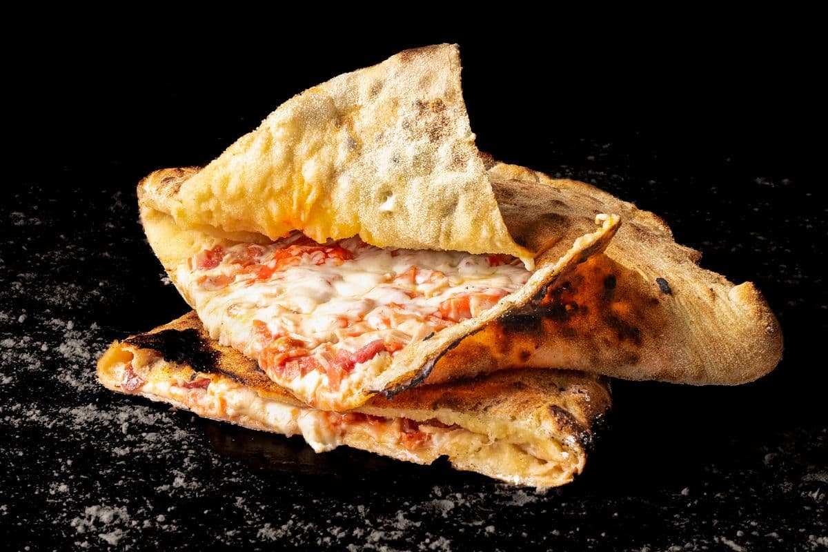 Medium Calzone