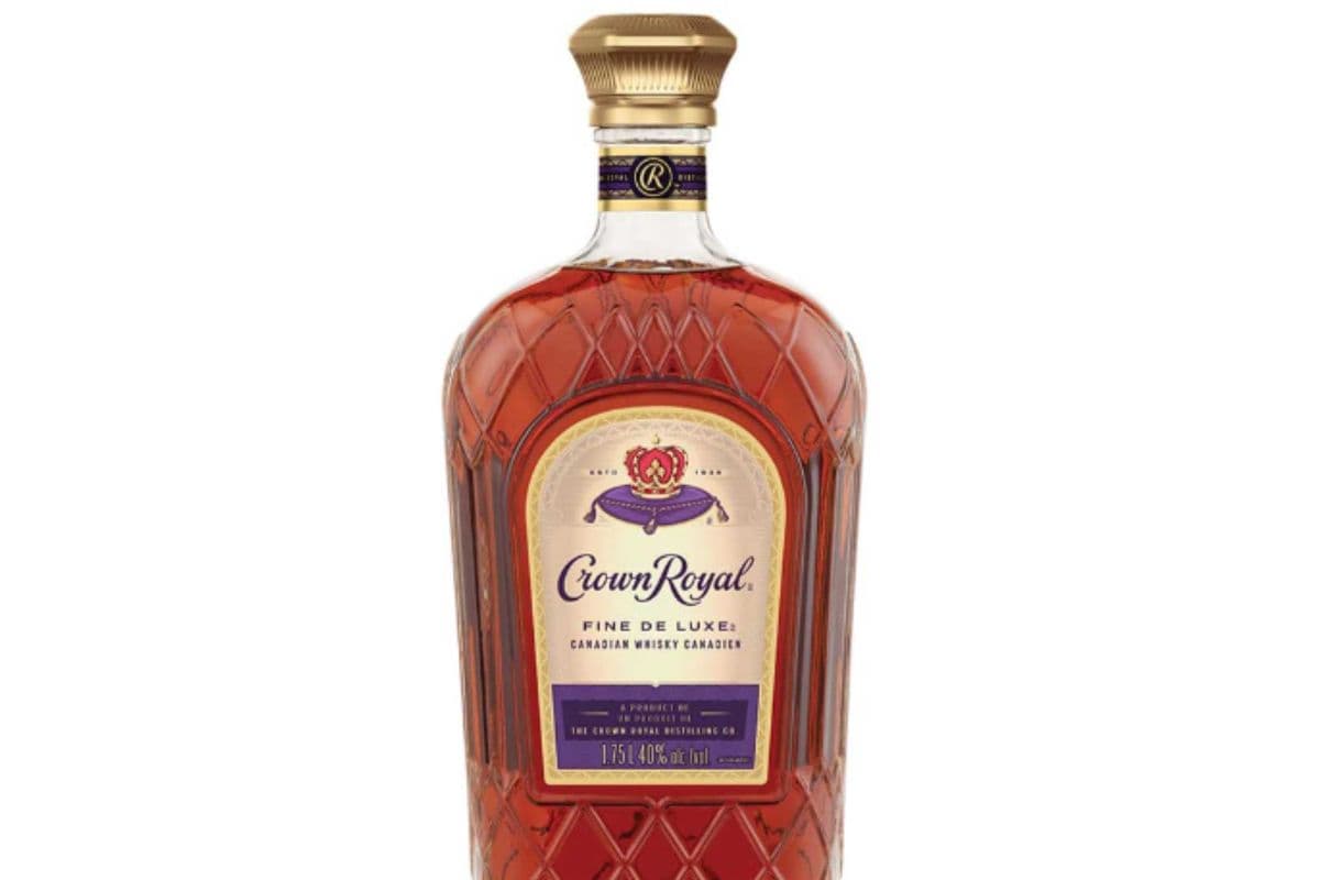 CROWN ROYAL 1.75L ($6.00 OFF) (1 x 1.75ML)