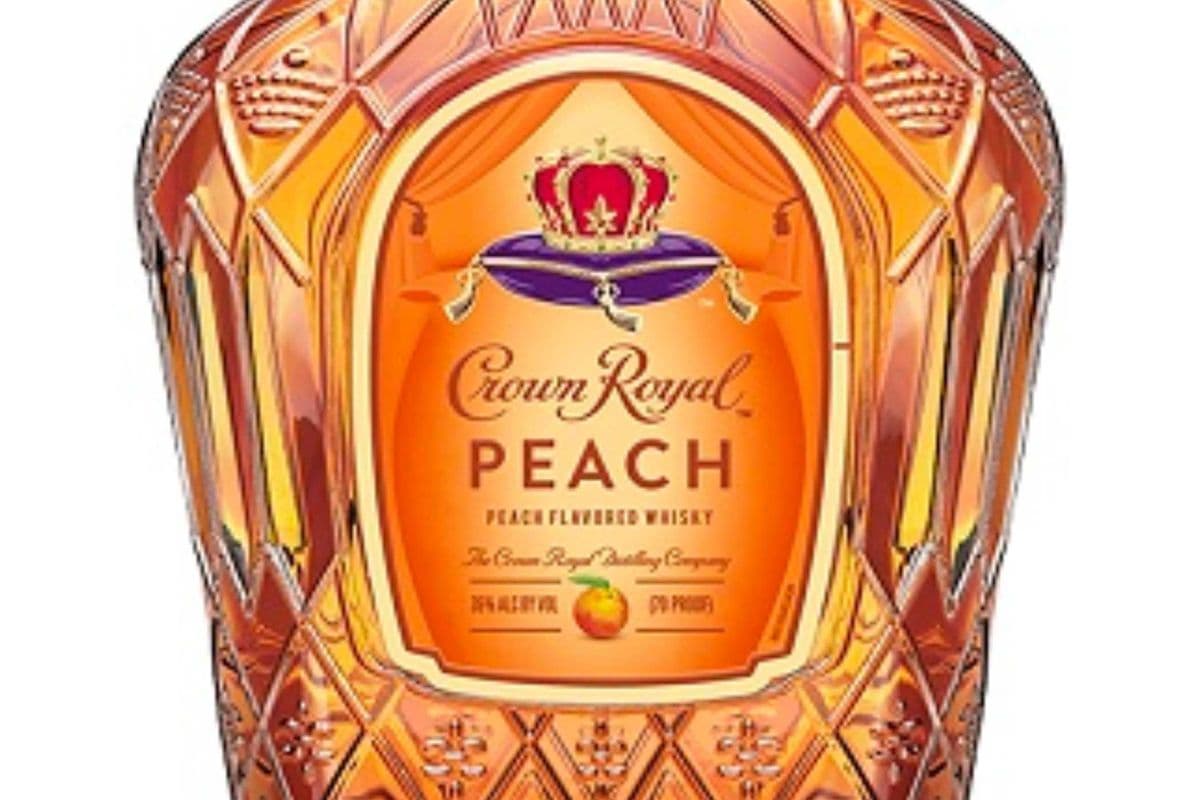 Crown Royal Peach (1 x 750 ml Bottle)