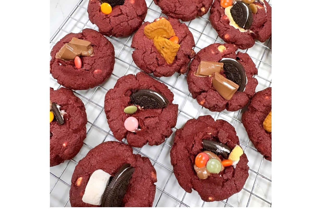 Red Velvet Cookie