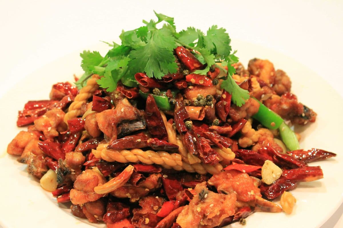 C09. Szechwan pepper boneless chilli chicken 青花椒辣子鸡(无骨)