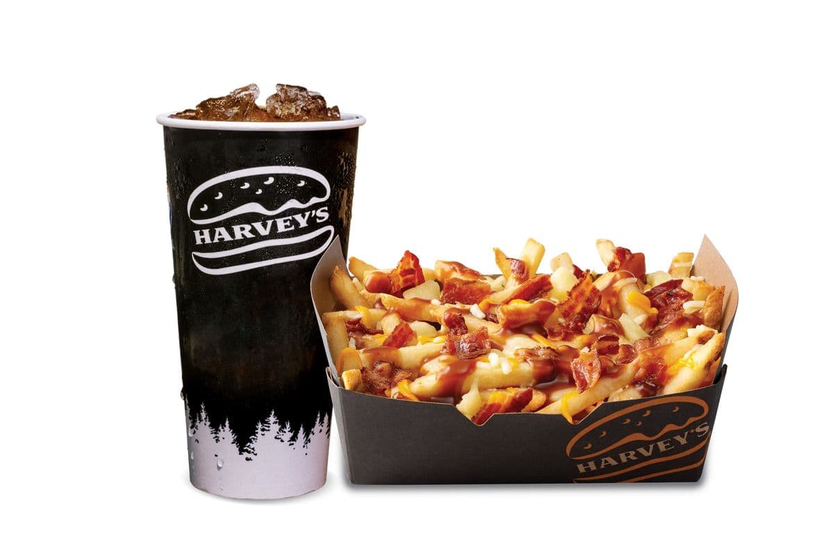 Trio Poutine bacon et double fromage grand format / Large Bacon Double Cheese Poutine Combo