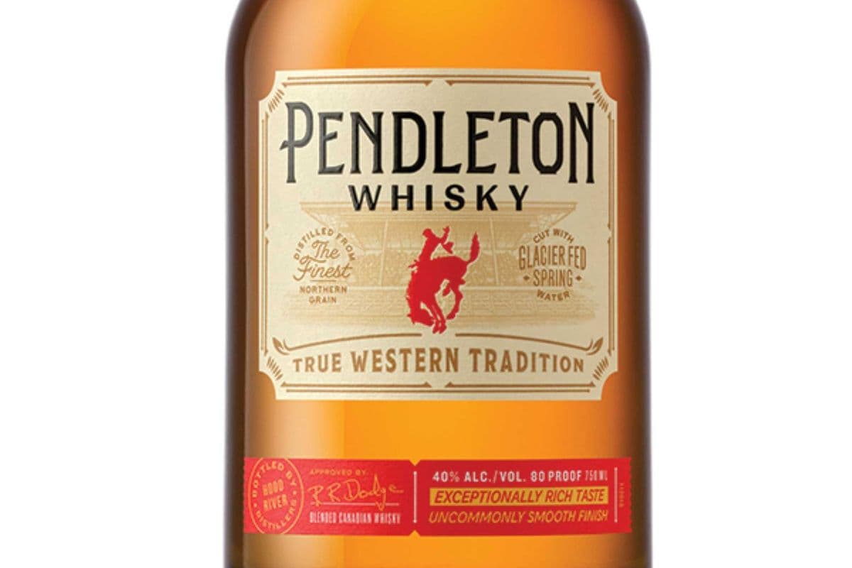 PENDLETON CANADIAN WHISKY (1 x 750ML)