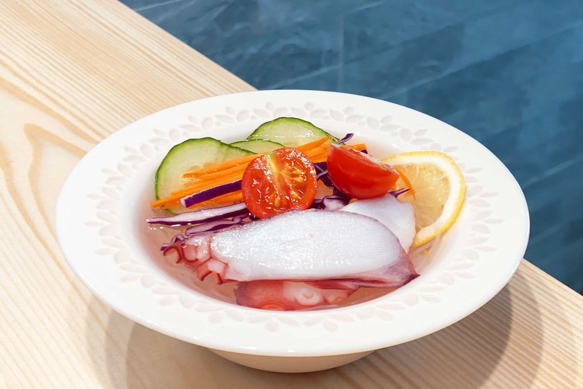 Tako (Octopus) Sunomono