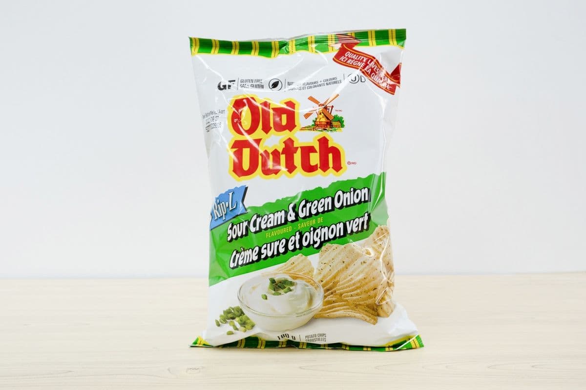 Old Dutch Sour Cream and Onion (180 g)