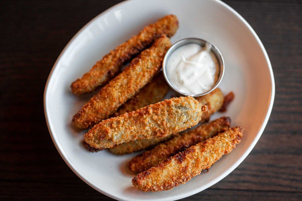 Cornichons frits / Fried Pickles
